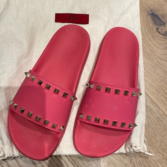 Valentino Rockstud Pool Slides - Picture 1 of 6
